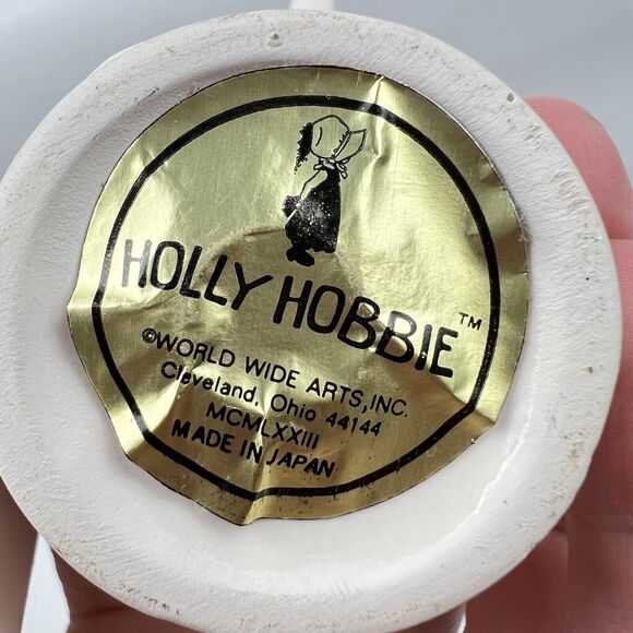 HOLLY HOBBIE Salt & Pepper Shakers Set VTG 70s Ceramic Collectible Handles - Picture 4 of 9